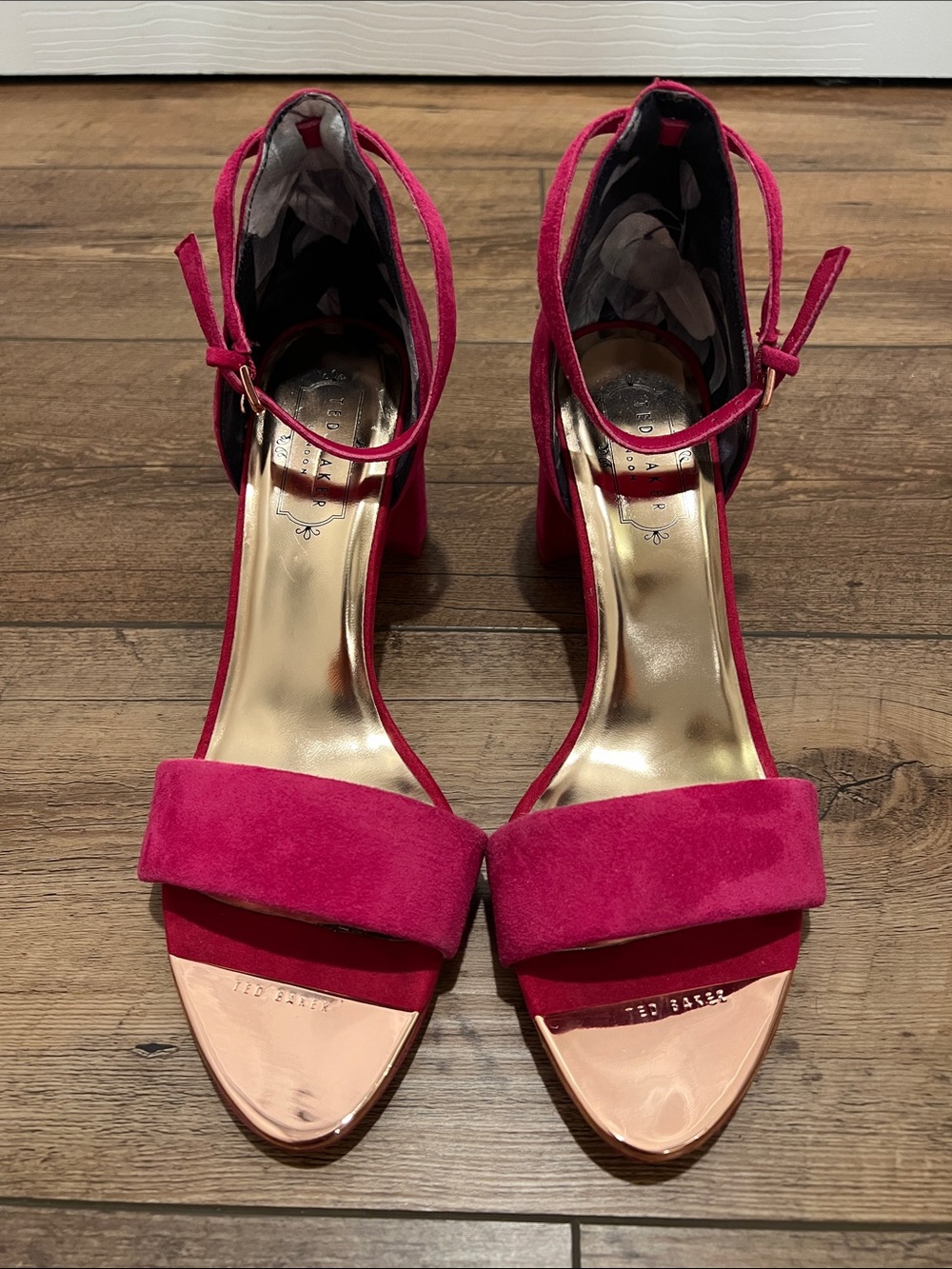 Ted Baker London Fuchsia Block Strappy Heels, size 9